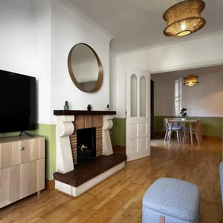 アパート Modern Bright 1 Bed Near Grand Canal Dock *