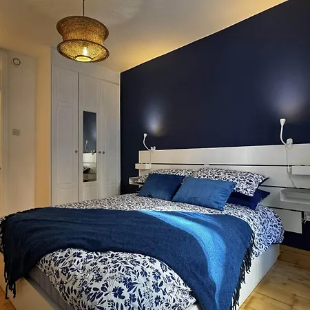 Modern Bright 1 Bed Near Grand Canal Dock アパート *