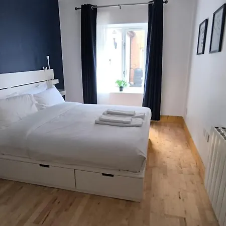 Apartamento Modern Bright 1 Bed Near Grand Canal Dock
